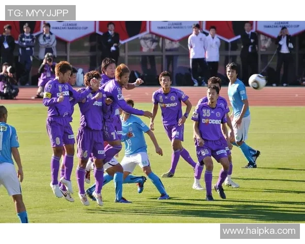 广岛三箭主场迎战名古屋鲸八期待精彩对决与激烈竞争